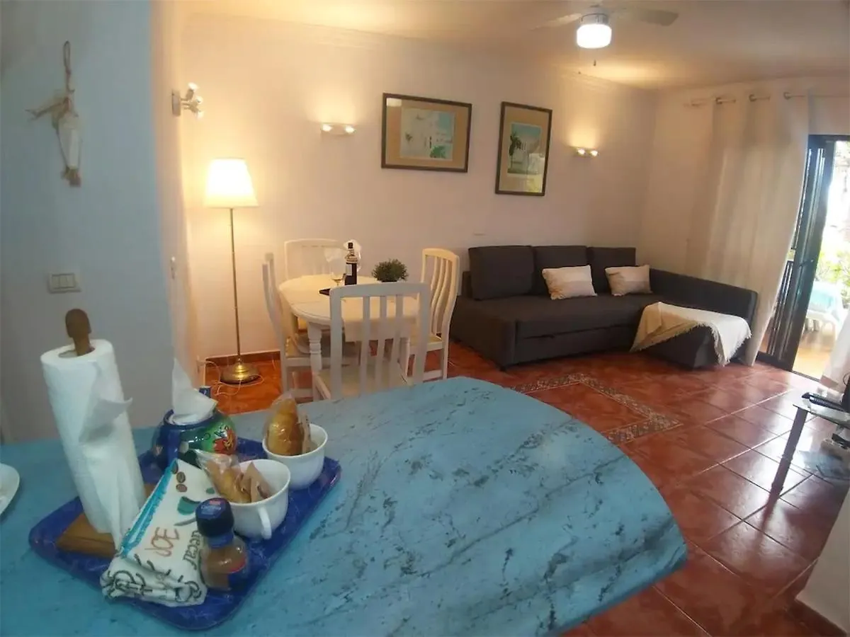 Cosy 2 Bed Apartment In Amarilla Golf - Virgo San Miguel de Abona Spain